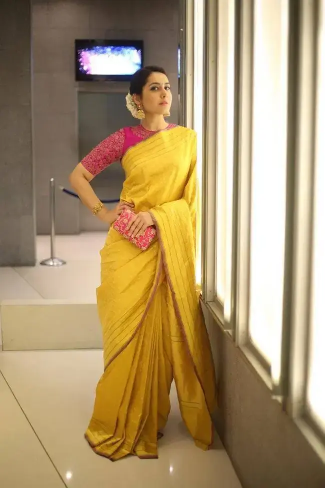 INDIAN BEAUTIFUL GIRL RASHI KHANNA PHOTOS IN TRADITIONAL YELLOW SAREE 9